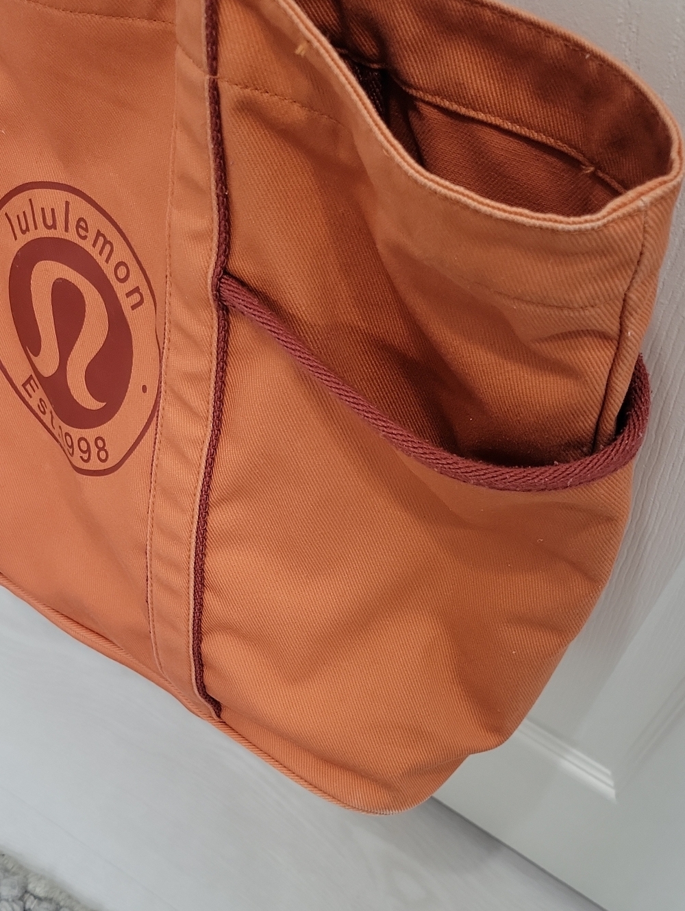 Lululemon Athletica Orange Daily Multi-Pocket Canvas Tote with Burgundy Trim - Picture 3 of 6